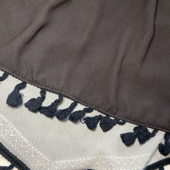 LIVE TO BE SPOILED - TROPICAL HALTER TOP - Picture 12 of 14